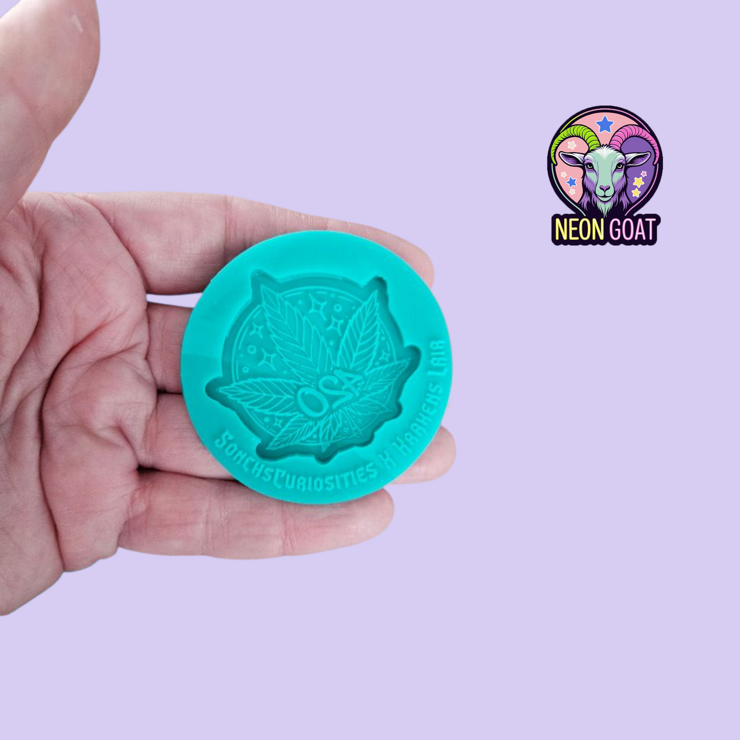 420 Weed Leaf Mould | 6cm Silicone Mold for Resin, Polymer Clay, UV Resin, Wax, Soap, Plaster | Finished Size 5cm | Jewellery Making